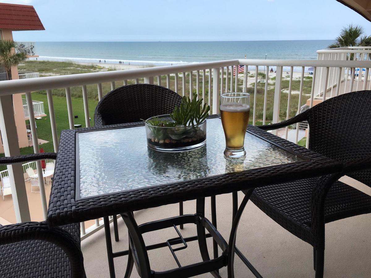 Spanish Main Cocoa Beach Bagian luar foto